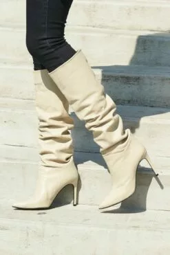 Sosandar Belle Kniehohe Slouch-Lederstiefel Mit Stilettoabsatz