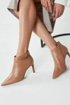 Next Signature Lederstiefel Mit Seitenrüsche, Schwarz